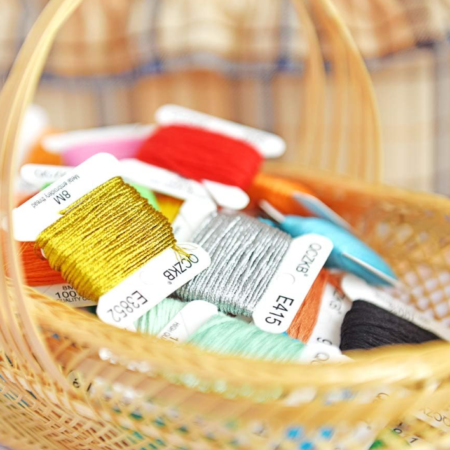 50-Skein Rainbow-Colored Embroidery Floss Set, Including Metallic Thread and Winding Cards