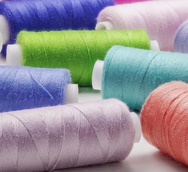 72-Piece Multicolored Polyester Sewing Thread Set, Complete with Spools