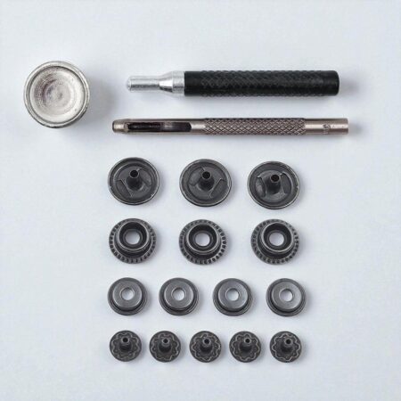 25 sets of black-nickel metal snap fasteners (includes installation tools), ideal for clothing, bags, and leatherwork